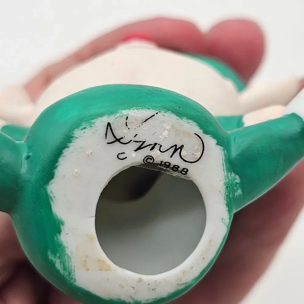 Lynn this figurine